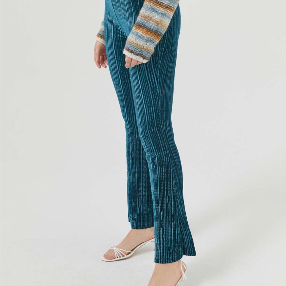 Urban Outfitters Rosie Velvet Plisse Flare Pant, Teal